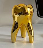 Gold Tooth Model - Image 2